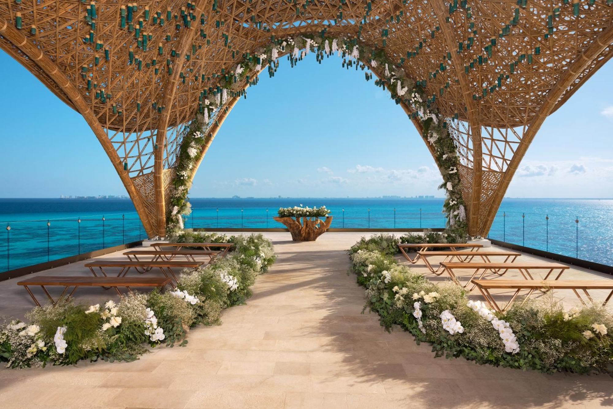 Impression Isla Mujeres By Secrets (Adults Only) Hotel Exterior photo